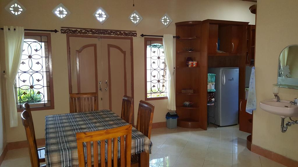 Sari Inn Kuta  Exterior photo